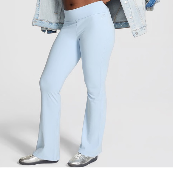 Nwt Victoria’s Secret pink light blue blinged flared yoga pants - Picture 2 of 7